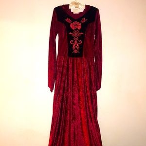 Women’s Costume ♥️